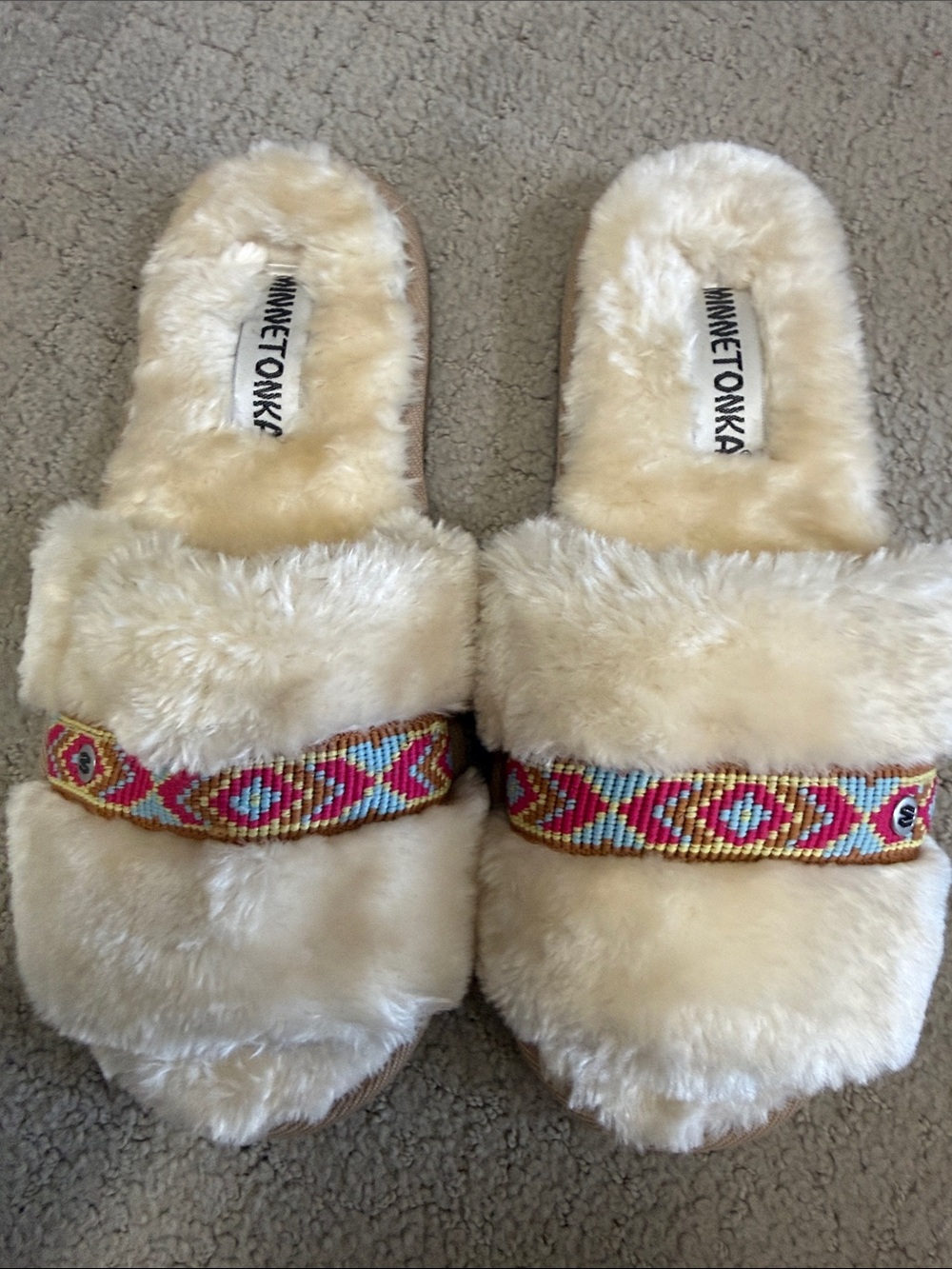 Minnetonka Cream Faux Fur Slide Slippers with Multicolor Beaded Strap